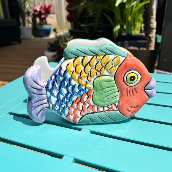 Colorful Ceramic Fish Napkin Holder - Picture 3 of 3